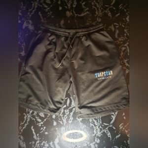 Trapstar print shorts